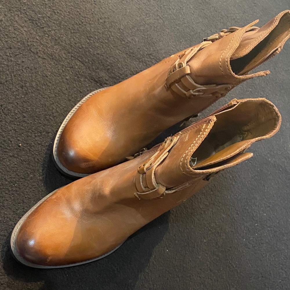 Franco Sarto Men's Brown Leather Chukka Boots